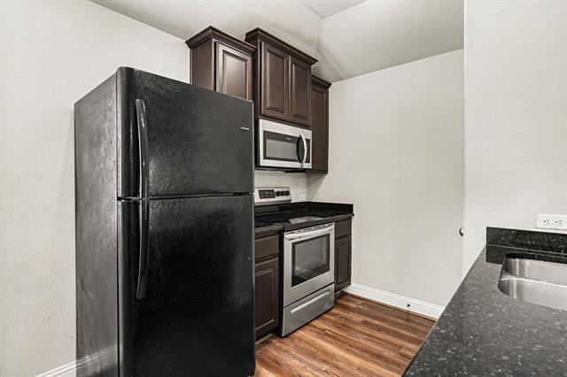 Building Photo - 1421 Warringwood Dr