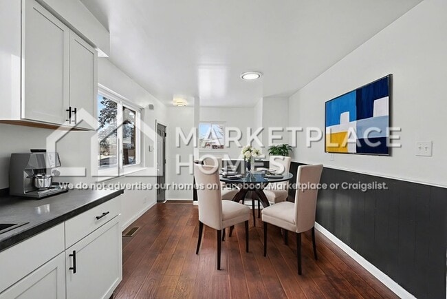 Building Photo - 19422 Algonac St