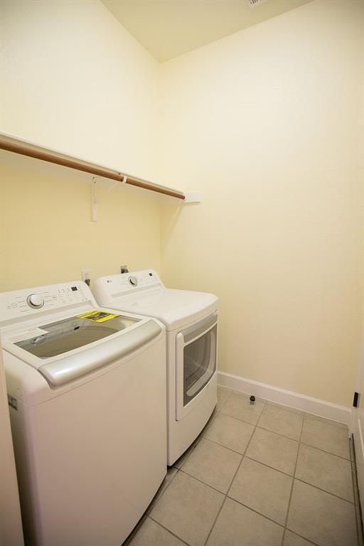 Building Photo - 12417 Mallard Ln