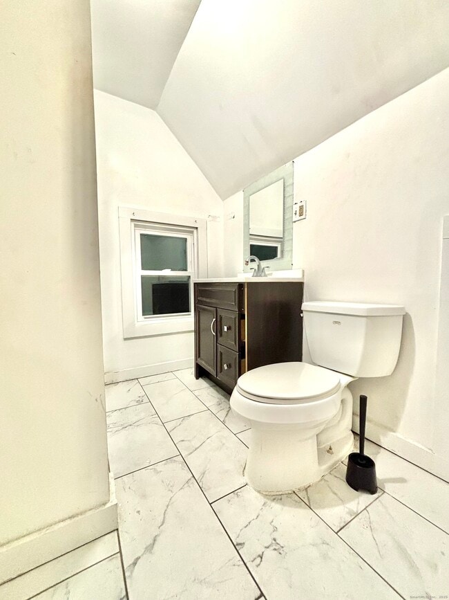 Building Photo - 178 Sherman Ave