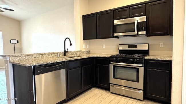 Building Photo - 14753 Oldenberg Ct