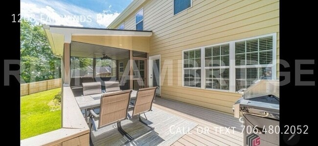Building Photo - 1208 Fairwinds Dr