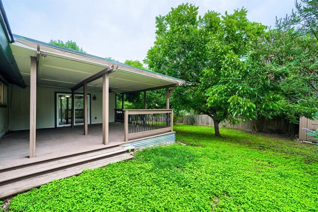 Building Photo - 1706 Gatlinburg Dr