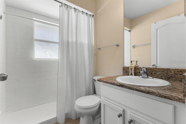 Building Photo - 2438 Brewerton Ln