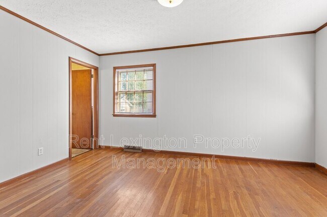 Building Photo - 2125 Talisman Rd