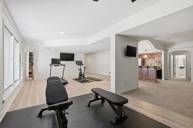 Building Photo - {10500} Luxury Living in Mills Crossing Estates +  Spacious Floorplan with Designer Finishes