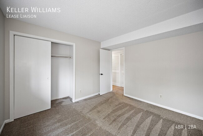 Building Photo - 8510 Ilex Dr