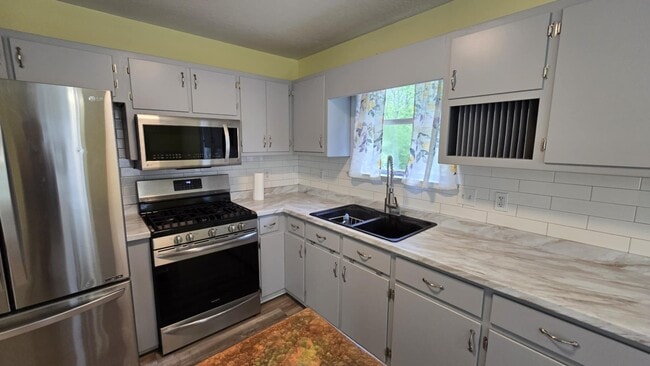 Building Photo - 22 Smokey Creek Cove