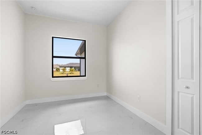 Building Photo - 2100 NW 21st St