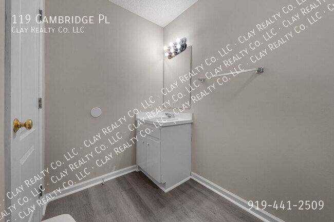 Building Photo - 119 Cambridge Pl