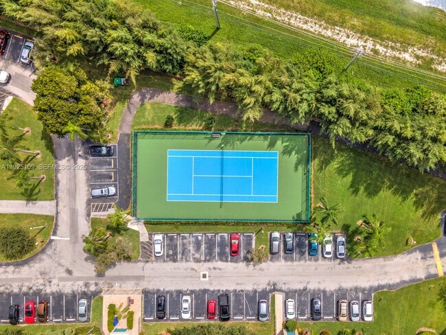 Building Photo - 650 SW 124th Terrace