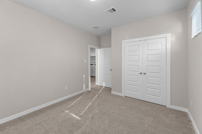 Building Photo - 1514 Blue Acer Dr