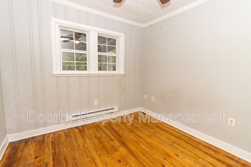Building Photo - 3302 Harrison Pike
