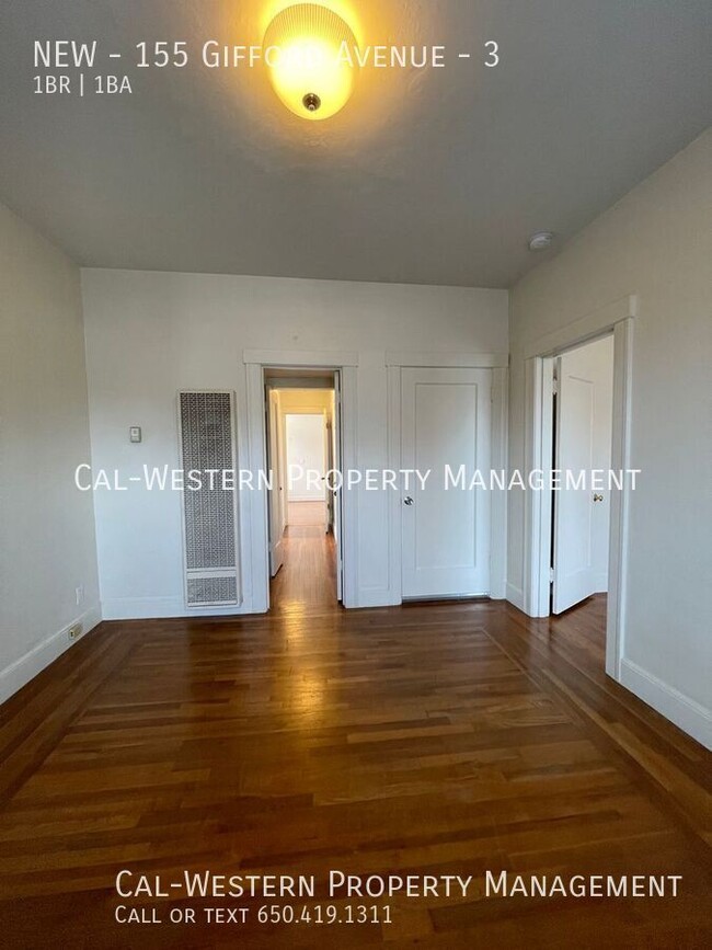 Building Photo - Charming Victorian 1-Bedroom Apartment in ...