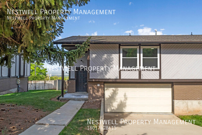 Building Photo - Beautiful 3-bed Duplex in Salt Lake City
