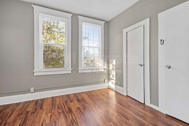 Building Photo - 1502 1/2 N 13th St