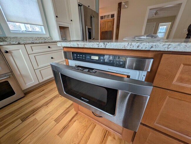 Building Photo - 119 Mill Rd