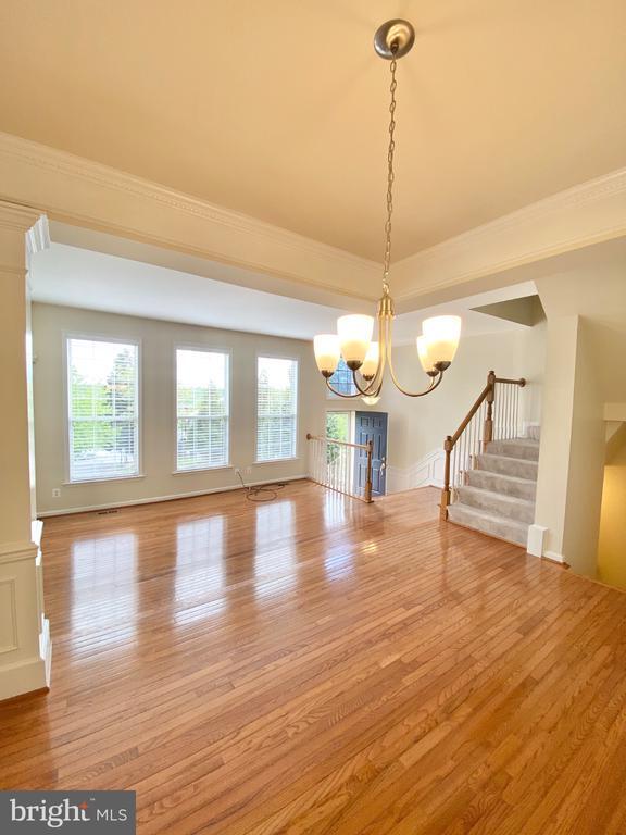 Building Photo - 81 Arell Ct