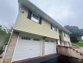 Building Photo - 3075 Nolt Rd