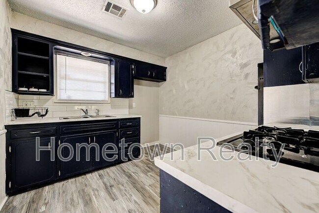 Building Photo - 333 NW 90th St