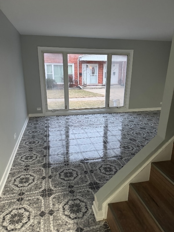 Building Photo - 8929 Robin Dr