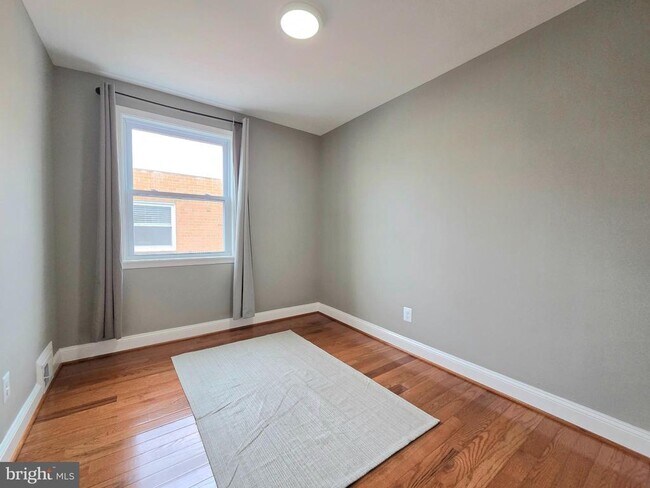 Building Photo - 5206 12th St NE