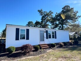 Building Photo - 3739 Whispering Pines Dr