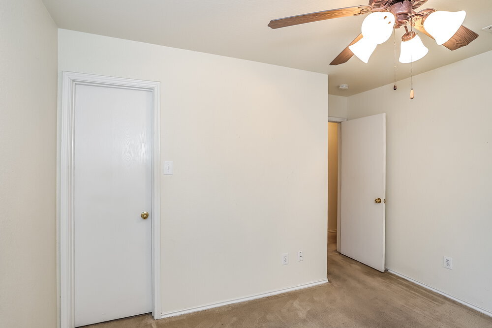 Building Photo - 20830 Banyan Crest Ln