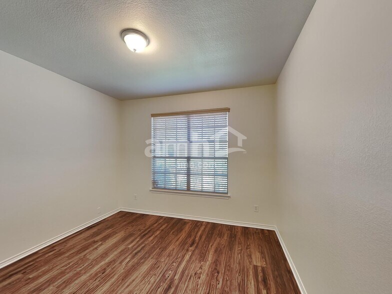 Building Photo - 14113 Silkwood Dr