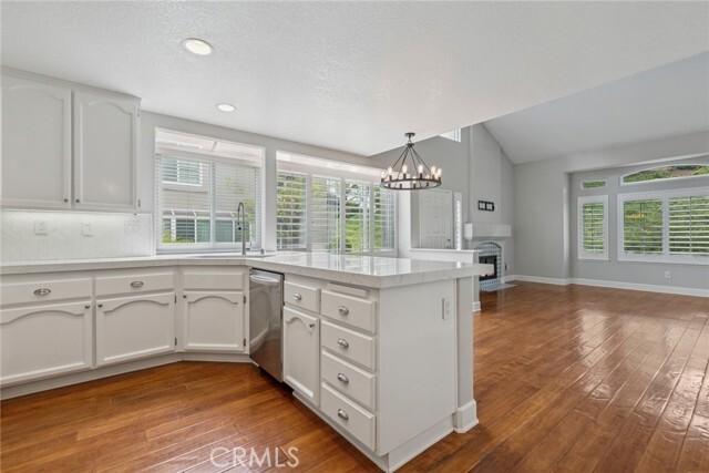 Building Photo - 57 Wisteria Pl