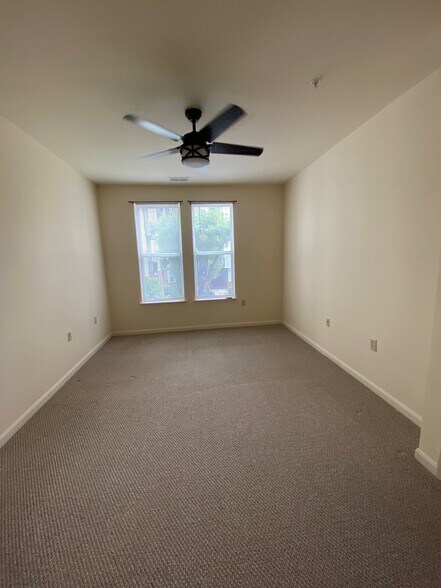 Building Photo - 2665 Prosperity Ave