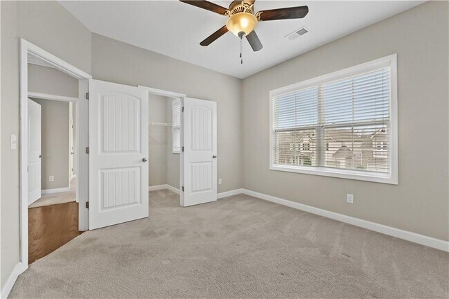 Building Photo - 4832 Miller Ridge Blvd