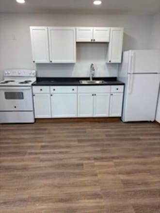 Building Photo - 1297 S Frederick Ave