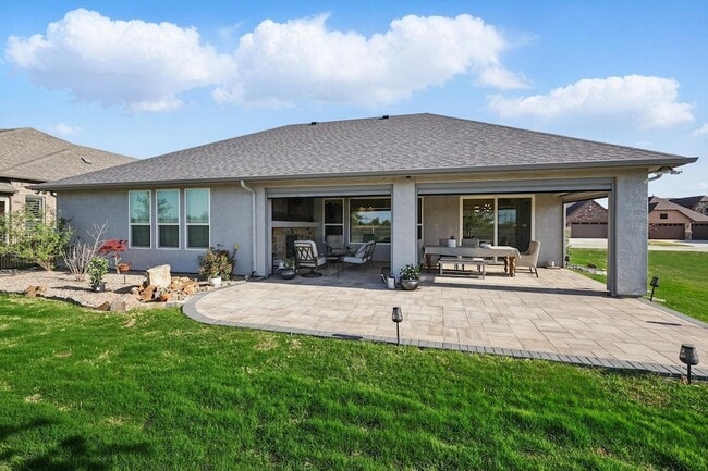 Building Photo - 12424 Blue Granite Dr