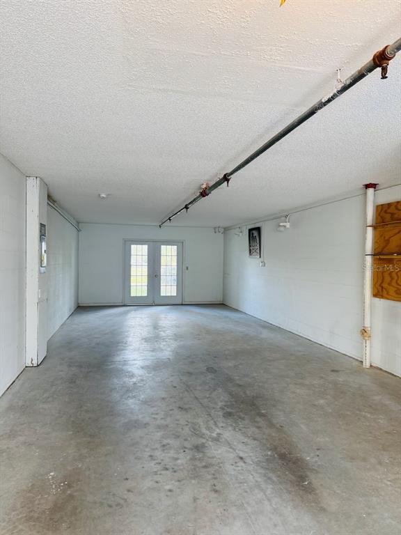 Building Photo - 320 Island Way