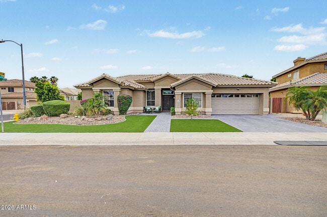 Building Photo - 22504 N 61st Dr