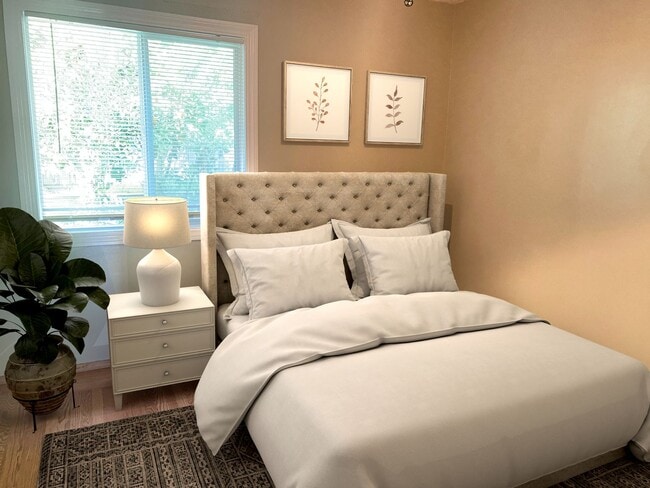 Building Photo - Advent - Stunning Three Bedroom House W/ T...