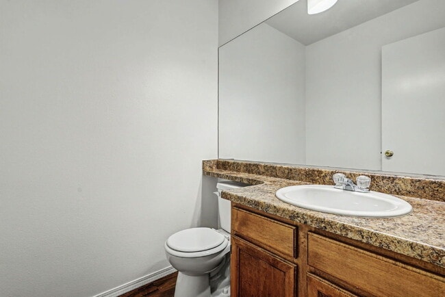 Building Photo - 2315 Lexington Village Ln