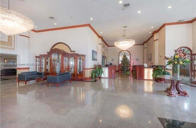 Building Photo - 7601 E Treasure Dr