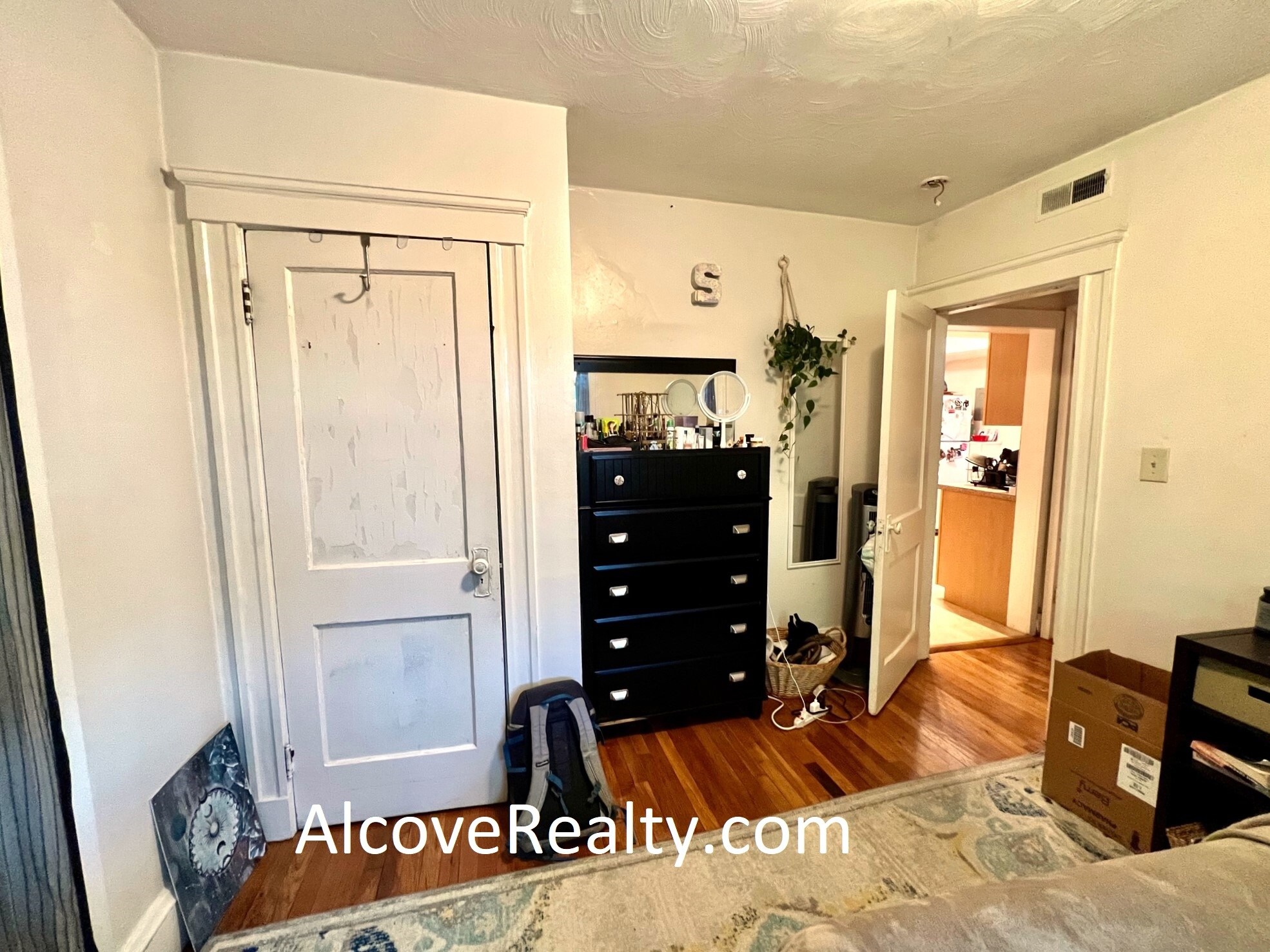 Building Photo - 225 Summer St