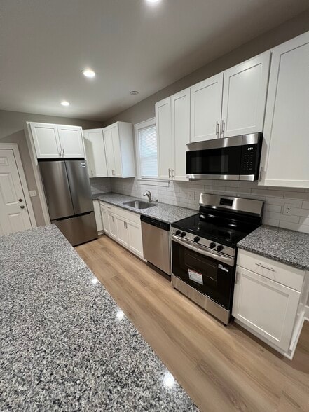 Building Photo - 2756 N Booth St