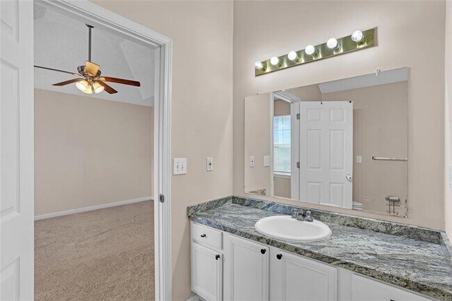 Building Photo - 1315 Sweetwater Ct