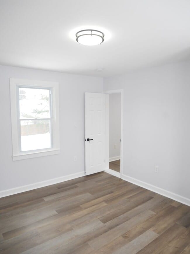 Building Photo - Modern Comfort Meets Prime Location: 3-Bedroom, 4-Bathroom Gem in Parkville, MD!