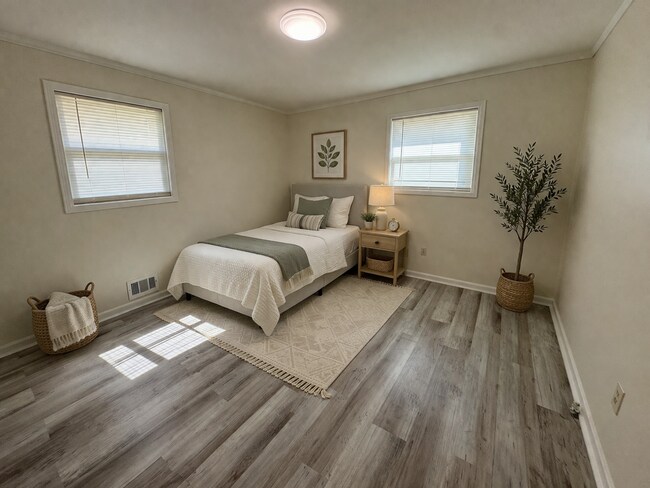 Building Photo - 5069 Flint Hill Rd SW