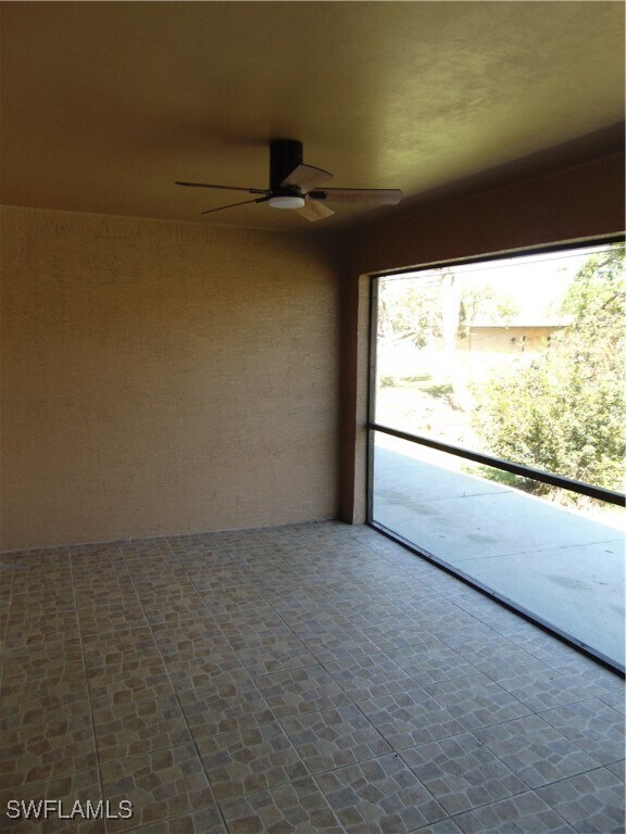 Building Photo - 529 SE Van Loon Terrace