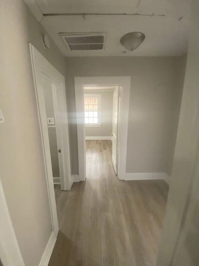 Building Photo - **ON HOLD**Total Electric 3 Bedroom / 1 Bathroom Home for Rent Near Ft. Benning in Columbus, GA***