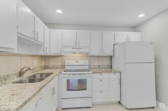 Building Photo - 4102 NW 88th Ave