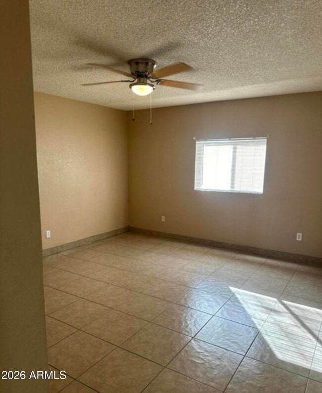 Building Photo - 2916 N 87th Ln