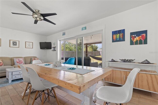 Building Photo - 604 Spencer Ave