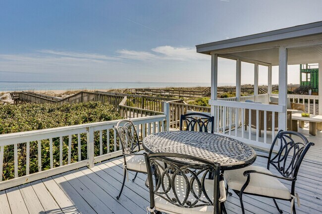 Building Photo - 1718 S Fletcher Ave